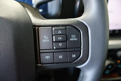 2027 Ford Super Duty F-350 SRW XLT