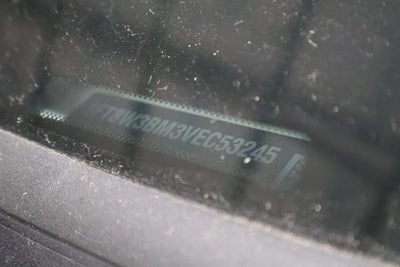 2027 Ford Super Duty F-350 SRW XLT