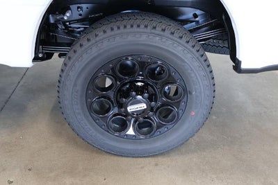 2027 Ford Super Duty F-350 SRW XLT