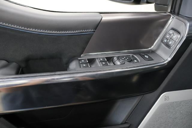 2027 Ford Super Duty F-350 SRW Platinum