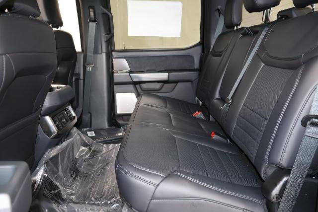 2027 Ford Super Duty F-350 SRW Platinum