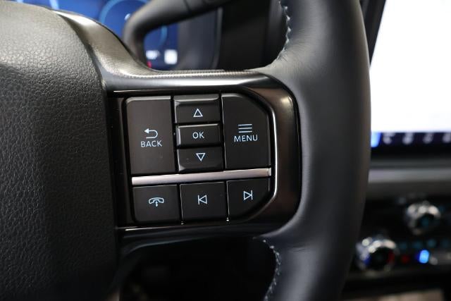 2027 Ford Super Duty F-350 SRW Platinum