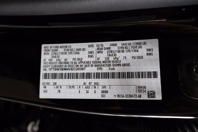 2027 Ford Super Duty F-350 SRW Platinum