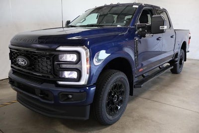 2027 Ford Super Duty F-350 SRW XLT