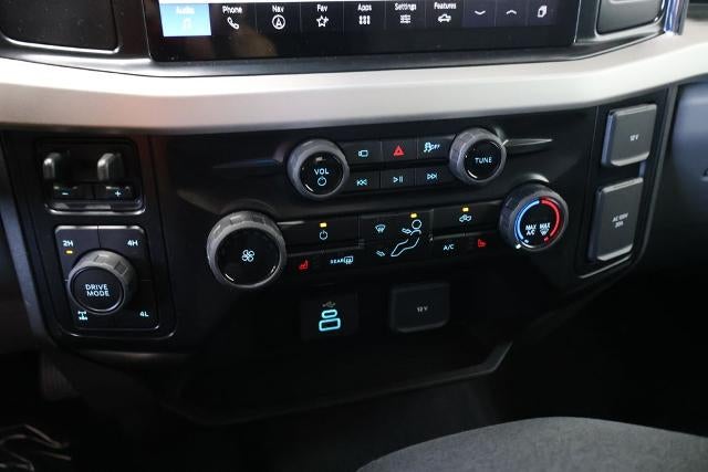 2027 Ford Super Duty F-350 SRW XLT