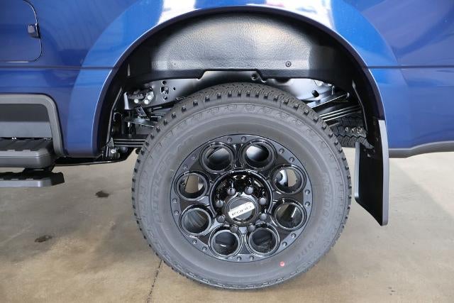 2027 Ford Super Duty F-350 SRW XLT