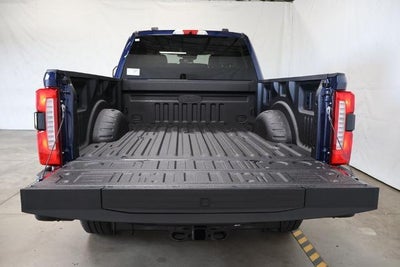 2027 Ford Super Duty F-350 SRW XLT
