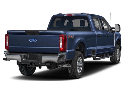 2027 Ford Super Duty F-350 SRW XLT
