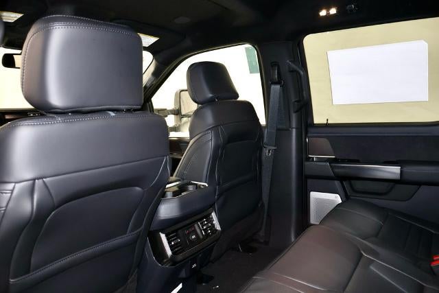 2026 Ford Super Duty F-350 SRW Platinum