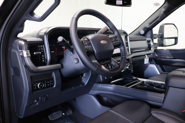 2027 Ford Super Duty F-350 SRW Platinum