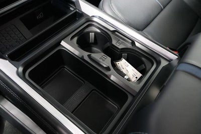 2027 Ford Super Duty F-350 SRW Platinum