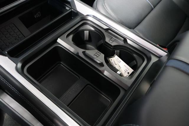 2027 Ford Super Duty F-350 SRW Platinum