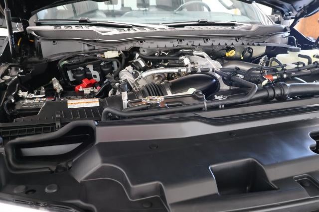 2027 Ford Super Duty F-350 SRW Platinum