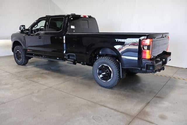 2027 Ford Super Duty F-350 SRW Platinum