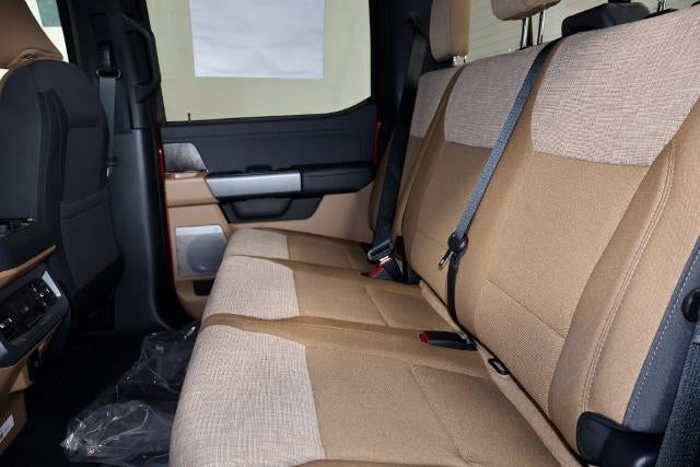 2027 Ford Super Duty F-350 SRW XLT