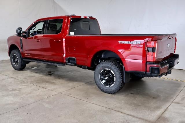 2027 Ford Super Duty F-350 SRW XLT