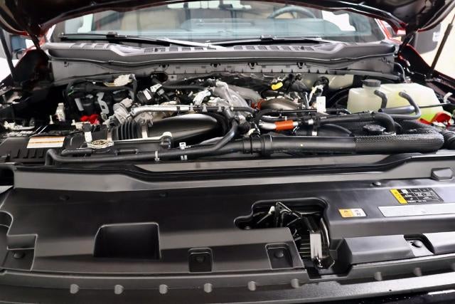 2027 Ford Super Duty F-350 SRW XLT