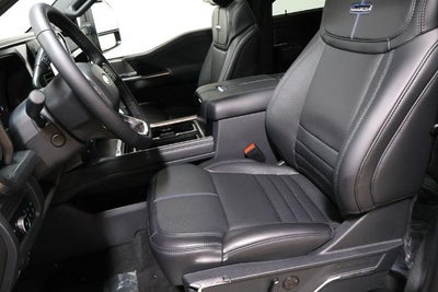 2026 Ford Super Duty F-350 SRW Platinum