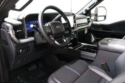 2026 Ford Super Duty F-350 SRW Platinum