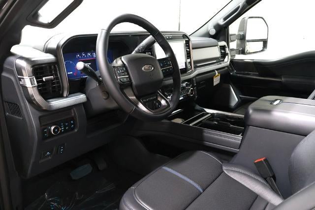 2026 Ford Super Duty F-350 SRW Platinum