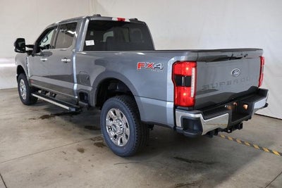 2026 Ford Super Duty F-350 SRW Lariat