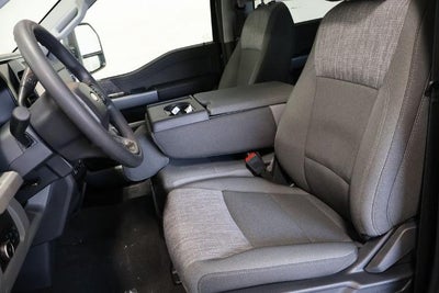 2027 Ford Super Duty F-350 SRW XLT