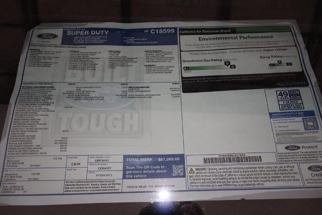 2027 Ford Super Duty F-350 SRW XLT