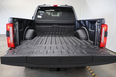 2027 Ford Super Duty F-350 SRW XLT