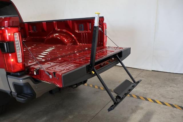 2027 Ford Super Duty F-350 SRW King Ranch