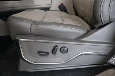 2026 Ford Super Duty F-350 SRW Platinum