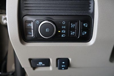 2026 Ford Super Duty F-350 SRW Platinum