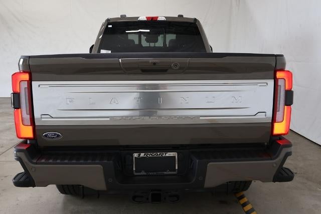 2026 Ford Super Duty F-350 SRW Platinum