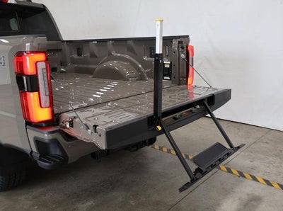 2026 Ford Super Duty F-350 SRW Platinum