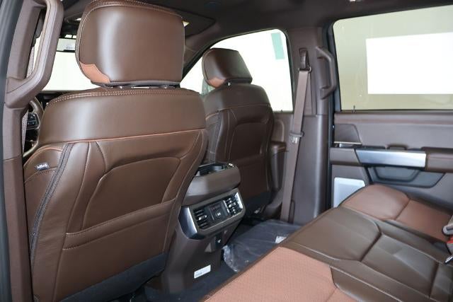 2027 Ford Super Duty F-350 SRW King Ranch