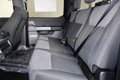 2027 Ford Super Duty F-350 SRW XLT