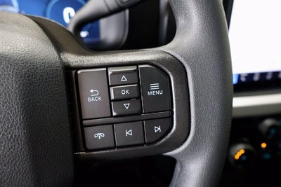 2027 Ford Super Duty F-350 SRW XLT