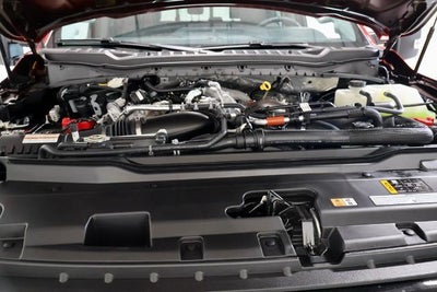 2027 Ford Super Duty F-350 SRW XLT