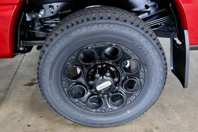 2027 Ford Super Duty F-350 SRW XLT