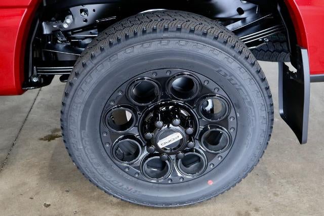 2027 Ford Super Duty F-350 SRW XLT