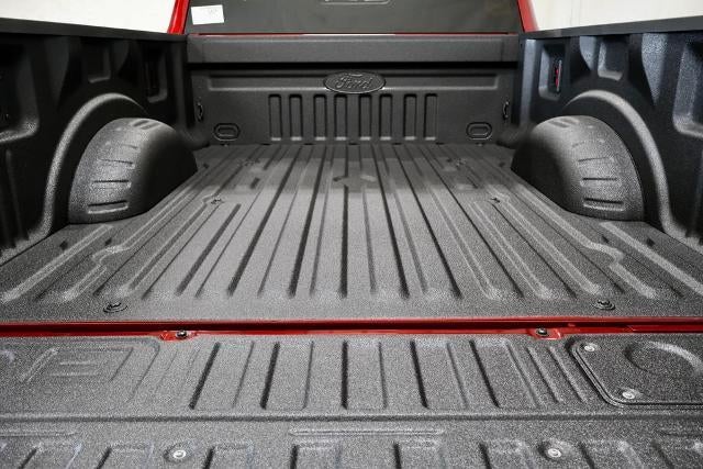 2027 Ford Super Duty F-350 SRW XLT
