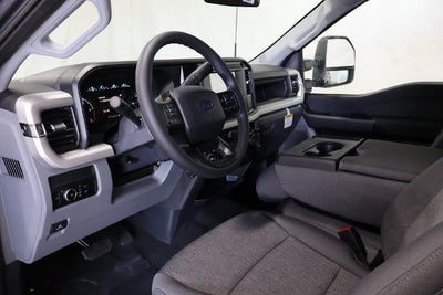 2027 Ford Super Duty F-350 SRW XL