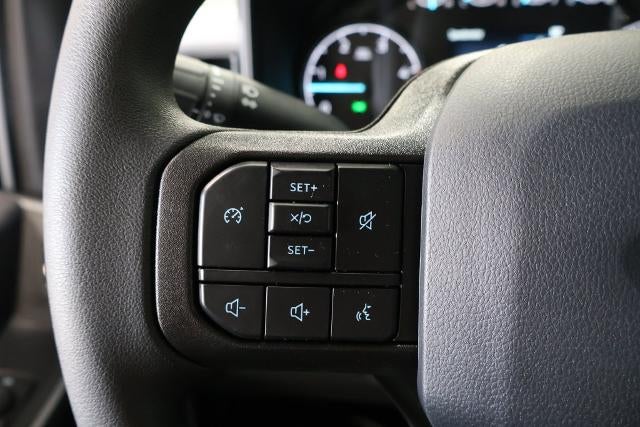 2027 Ford Super Duty F-350 SRW XL