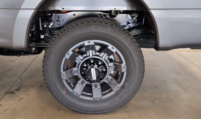 2027 Ford Super Duty F-350 SRW XL