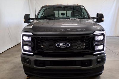 2027 Ford Super Duty F-350 SRW XL