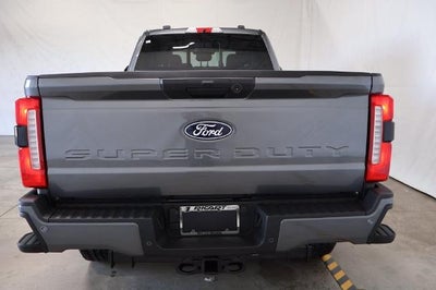 2027 Ford Super Duty F-350 SRW XL