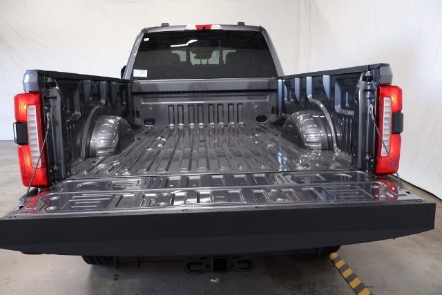 2027 Ford Super Duty F-350 SRW XL