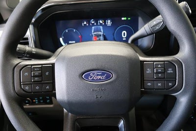2027 Ford Super Duty F-350 SRW XLT
