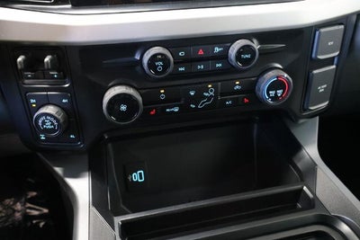 2027 Ford Super Duty F-350 SRW XLT