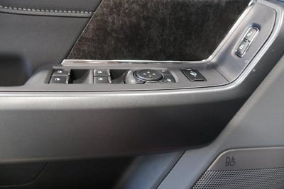 2027 Ford Super Duty F-350 SRW XLT
