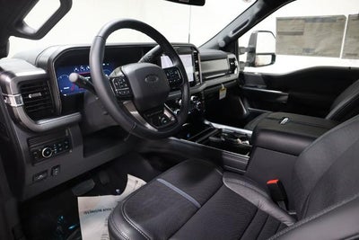 2026 Ford Super Duty F-350 SRW Platinum